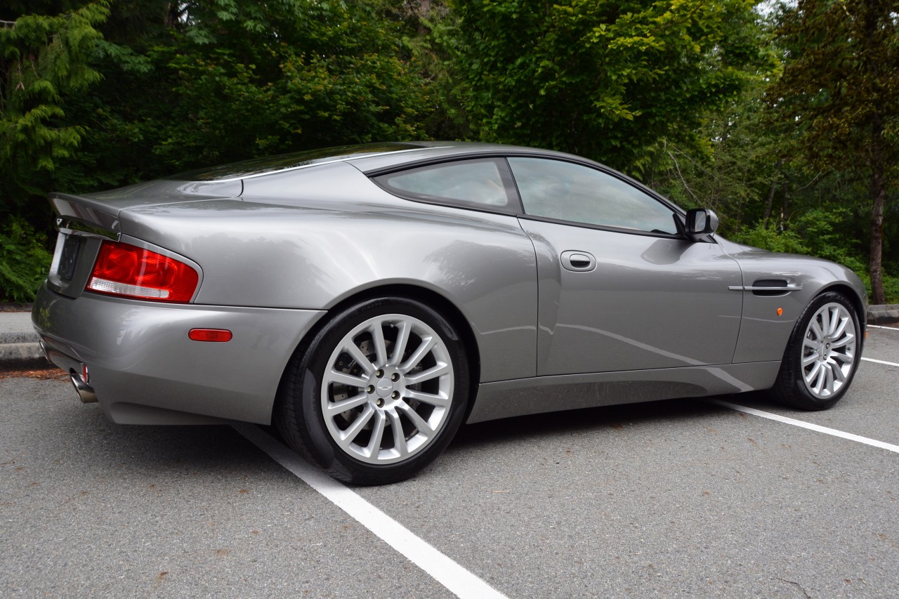 2003 Aston Martin Vanquish Coupe