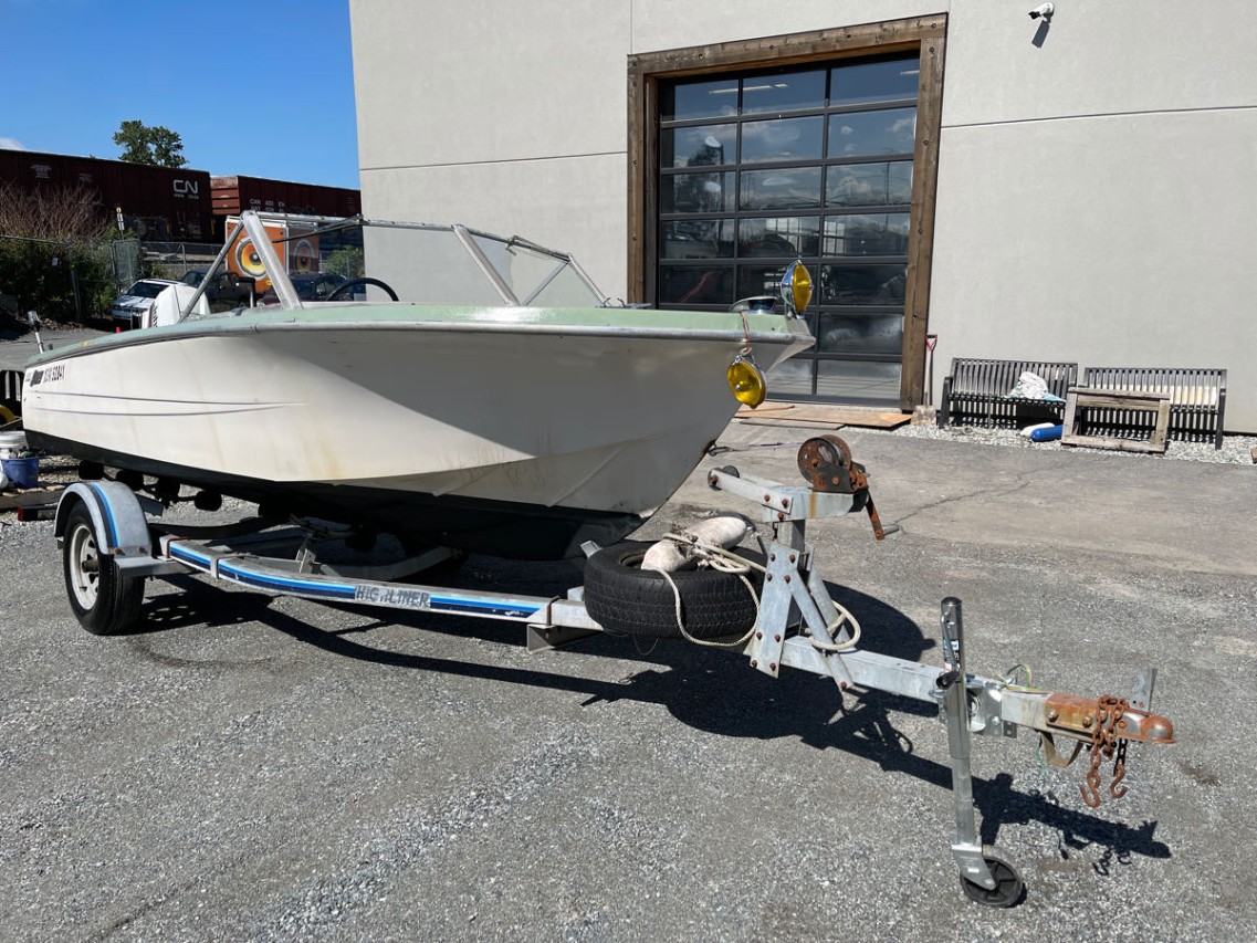 1969 Hourston Glascraft 16'