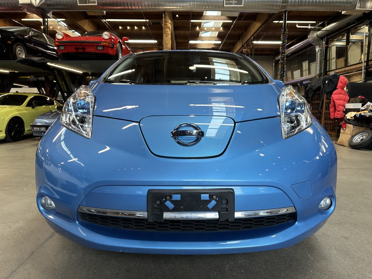 2012 Nissan Leaf SV
